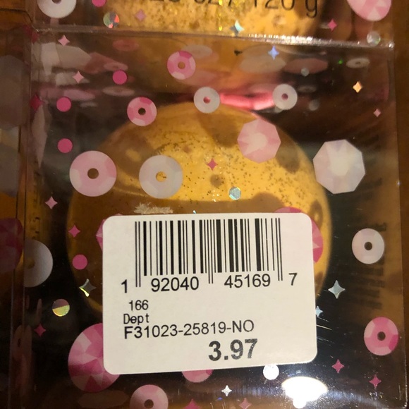 NWT set of bath bombs - Picture 2 of 5